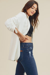 Pre Order Off white- RUCHED SLEEVE JACKET
